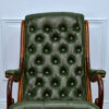 Вінтажне крісло-гойдалка в стилі Chesterfield