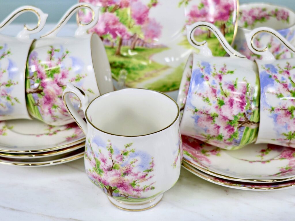 Чайний сервіз «Blossom Time», Royal Albert