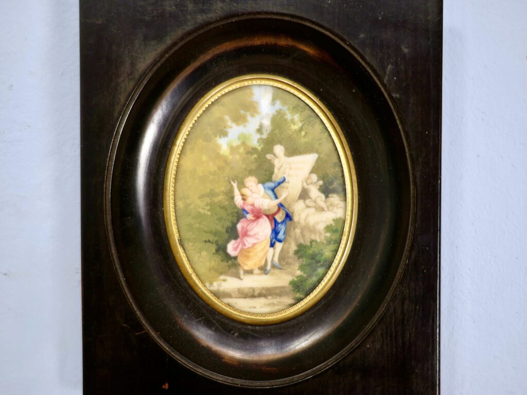 Антикварна мініатюра з галантною сценою