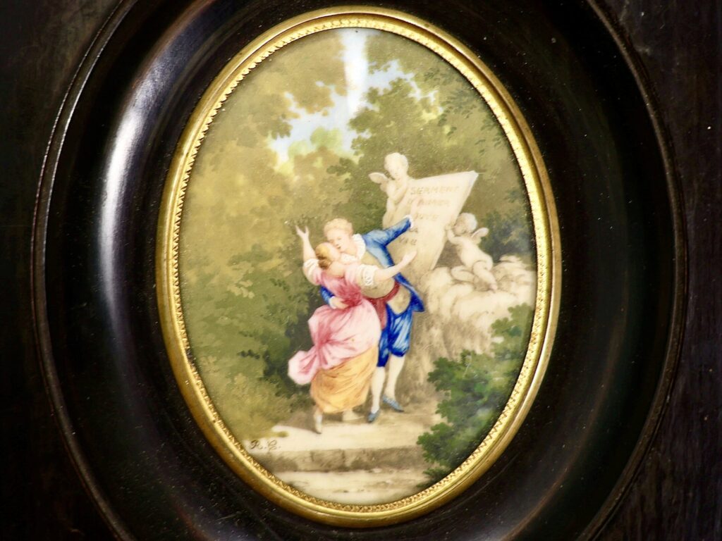 Антикварна мініатюра з галантною сценою
