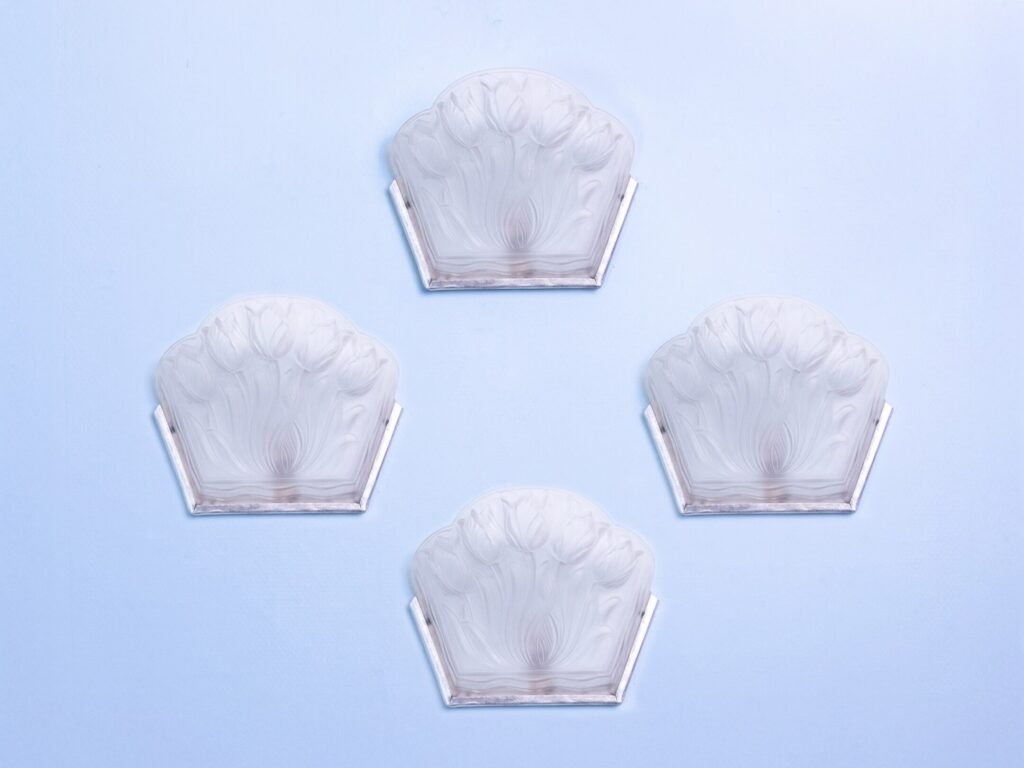 Набір антикварних плафонів до бра