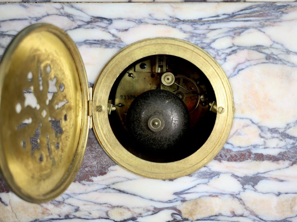 Антикварные каминные часы Darbier-Revaux
