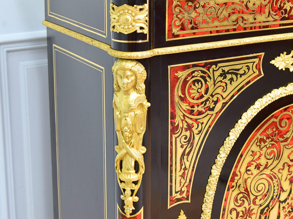Антикварний комод у стилі Буль (Boulle)