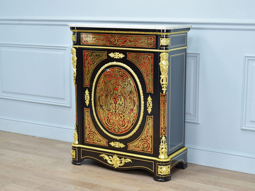Антикварний комод у стилі Буль (Boulle)
