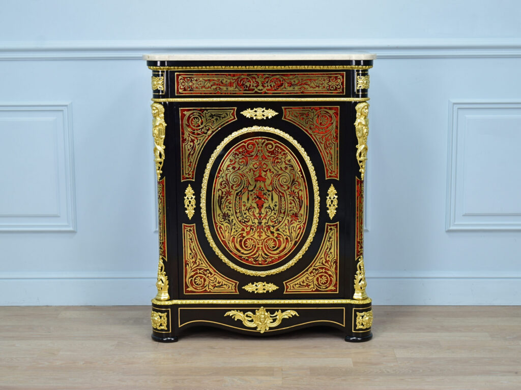 Антикварний комод у стилі Буль (Boulle)