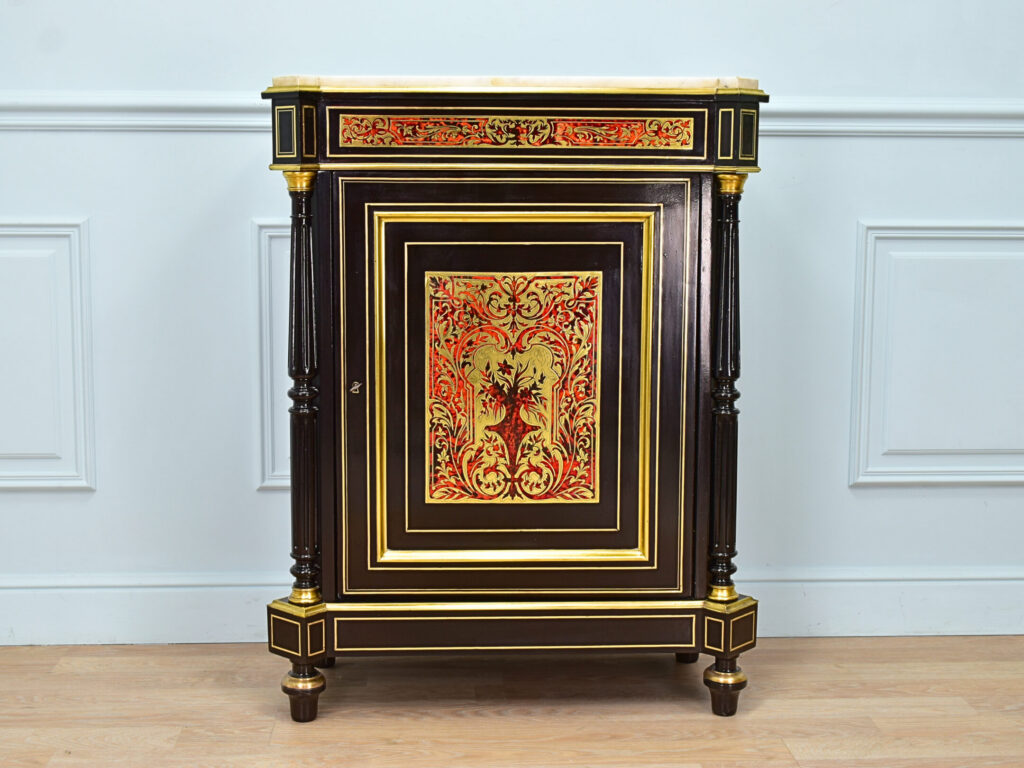 Антикварний комод в стилі Буль (Boulle)