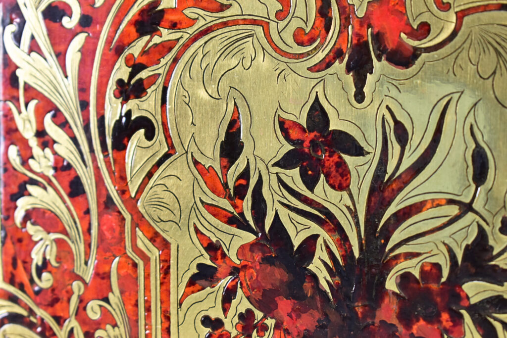 Антикварний комод в стилі Буль (Boulle)