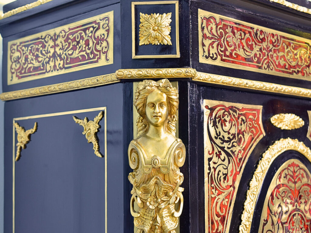 Антикварний комод у стилі Буль (Boulle)
