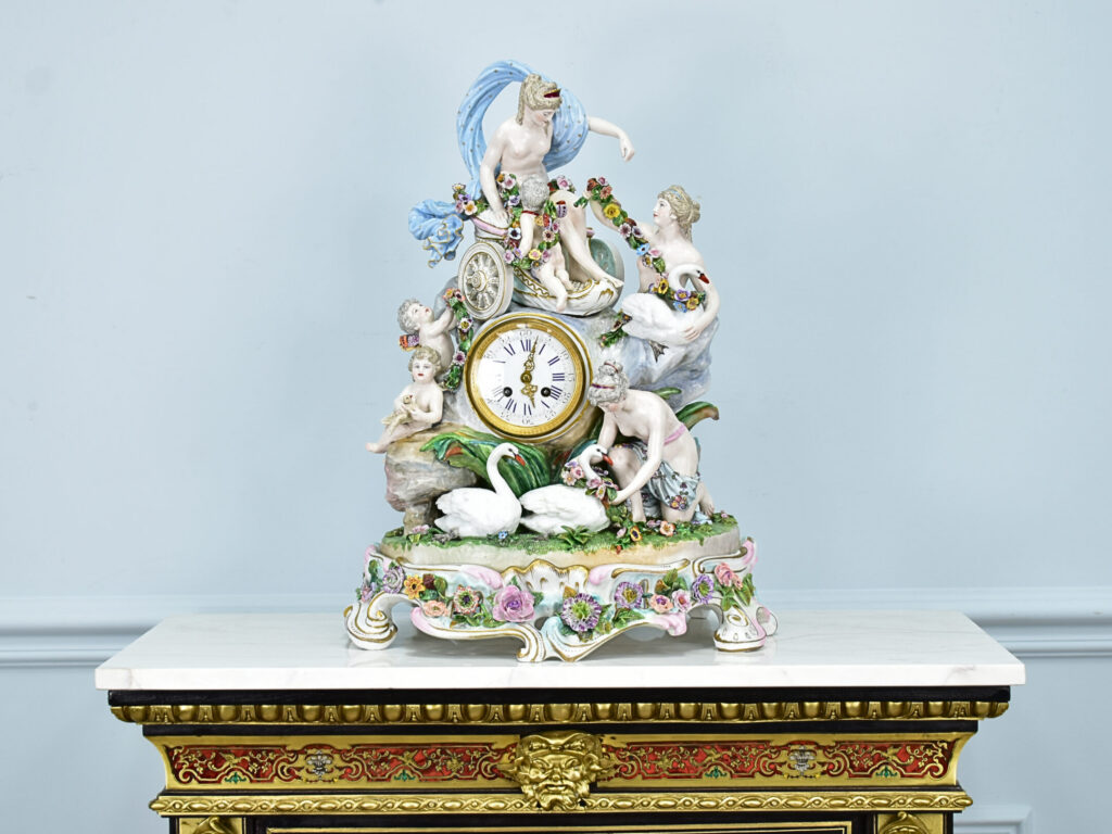 Антикварний камінний годинник «Тріумф Венери», Meissen