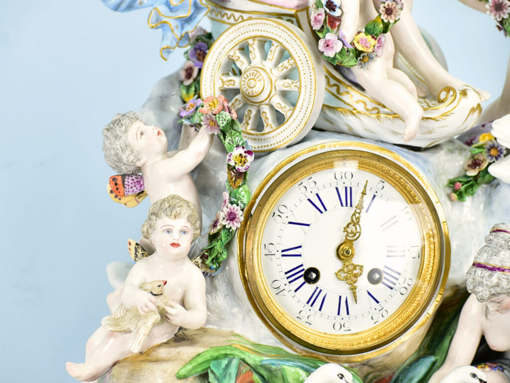 Антикварний камінний годинник «Тріумф Венери», Meissen