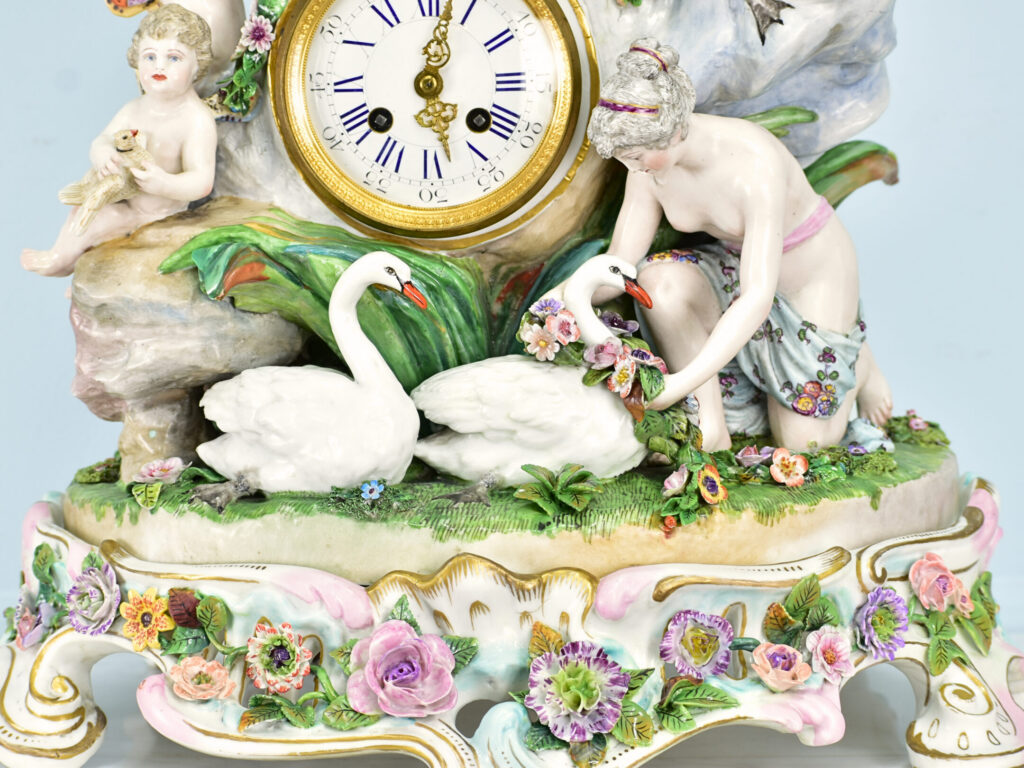 Антикварний камінний годинник «Тріумф Венери», Meissen
