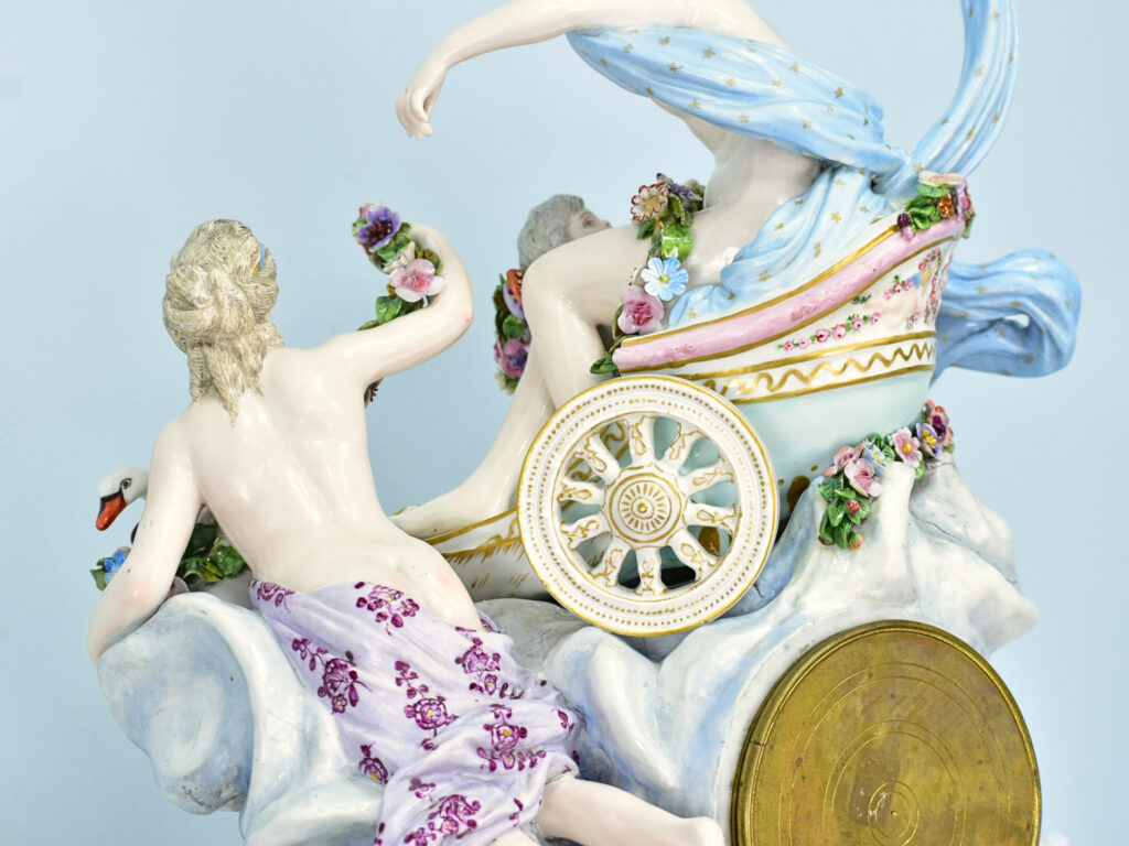 Антикварний камінний годинник «Тріумф Венери», Meissen