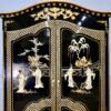 Вінтажна шафа в стилі Шинуазрі