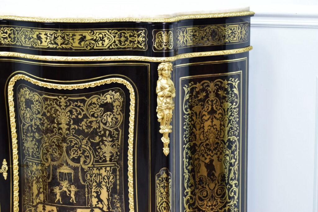 Антикварний комод у стилі Буль (Boulle)