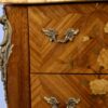 Вінтажна тумбочка в стилі Людовика XV