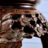 Антикварна підставка в азійському стилі