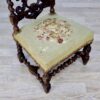 Антикварний стілець у стилі Неоренесансу