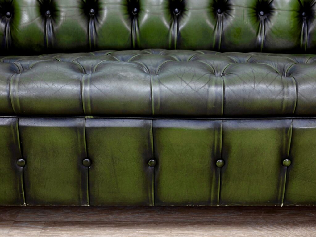 IMG_8386 Вінтажний диван Честерфілд (Chesterfield)